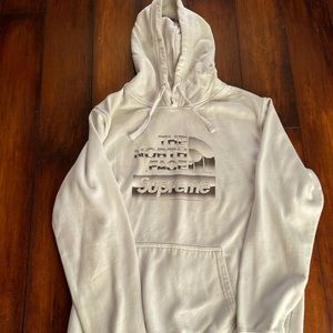 COPY - The North Face Supreme Hoodie